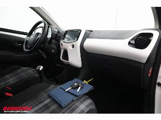 Peugeot 108 1.0 e-VTi Allure TOP! Schuifdak Clima Cruise Camera 34.304 km! picture 12