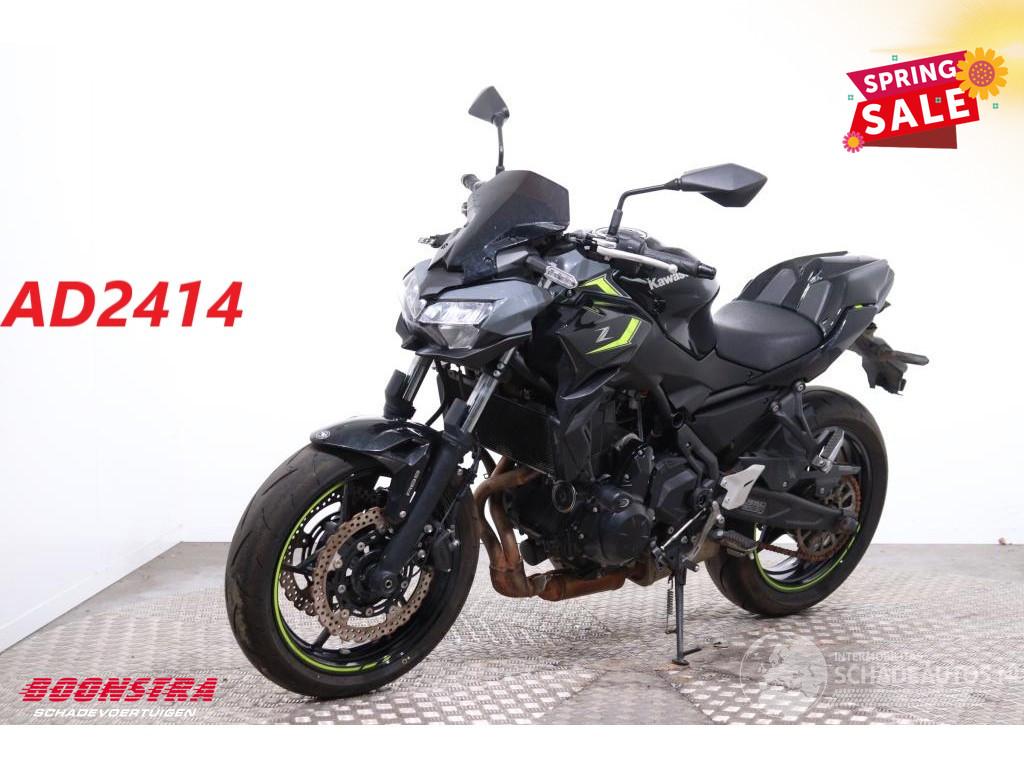 Kawasaki Z 650 ABS LED 2.559 km!!