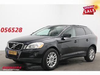 krockskadad bil auto Volvo Xc-60 2.4D Momentum Leder Navi Clima Cruise PDC AHK 2009/6