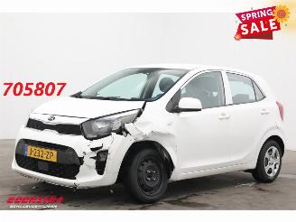 krockskadad bil auto Kia Picanto 1.0 DPi ComfortLine 5p Airco Bluetooth Cruise 2020/11