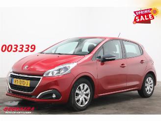 Voiture accidenté Peugeot 208 1.2 PureTech Blue Lion 5-DRS Navi Airco Cruise Bluetooth PDC 2018/1