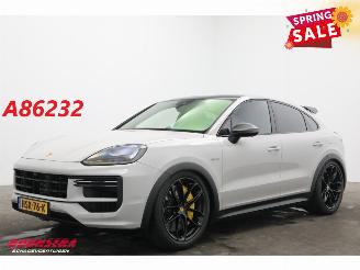 krockskadad bil auto Porsche Cayenne 4.0 Turbo GT E-Hybrid PCCB Sport Chrono PDLS+ HUD Burmester HUD 360° 2024/3