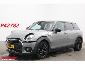 Vaurioauto  passenger cars Mini Clubman 1.5 Cooper Business Edition Navi Clima Cruise PDC 2021/5