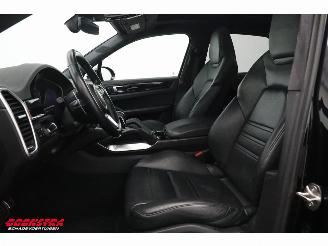 Porsche Cayenne 4.0 Turbo PCCB Pano PDLS+ PASM ACC Burmester 360° AHK 130.433 km! picture 8