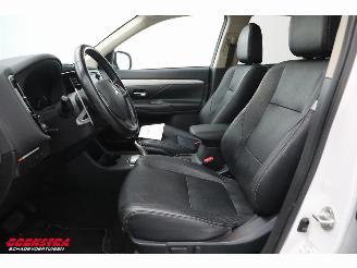 Mitsubishi Outlander 2.0 PHEV Instyle 4WD Schuifdak Leder Cruise Camera SHZ AHK picture 11