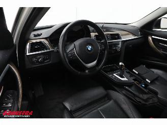BMW 3-serie Touring 320i Aut. Pano LED Leder Clima Cruise SHZ picture 15