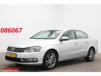 occasion passenger cars Volkswagen Passat 1.6 TDI Comfortline BlueMotion Navi Clima Cruise PDC 2014/1