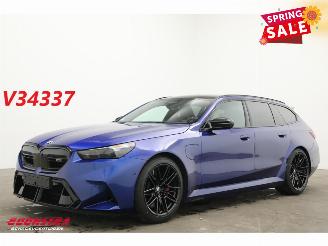 Damaged car BMW M5 Touring Pano B&W HUD 360° ACC Ventilatie AHK 2025/5