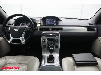Volvo V-70 1.6 T4 Momentum Leder BiXenon Navi Clima Cruise SHZ PDC AHK picture 11