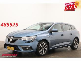 krockskadad bil auto Renault Mégane Estate 1.5 dCi Aut. Bose Navi Clima Cruise PDC 2017/3