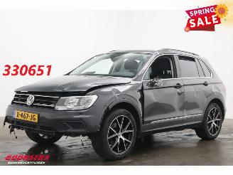 skadebil auto Volkswagen Tiguan 1.5 TSI ACT Comfortline Business Navi Airco Cruise PDC AHK 2019/11