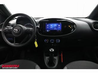 Toyota Aygo 1.0 VVT-i MT Play Apple/Android ACC Airco Camera 9.446 km! picture 13