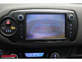 Toyota Yaris 1.5 Hybrid Lease Navi Clima Cruise Camera AHK 79.788 km! picture 21
