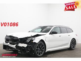 Damaged car BMW M5 Touring Drivers Package HUD Carbon B&W ACC 360° AHK 2025/3