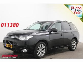 damaged passenger cars Mitsubishi Outlander 2.0 PHEV Instyle 4WD Leder Schuifdak Navi Clima Cruise SHZ AHK 2014/3