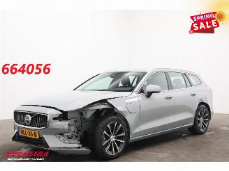 Coche accidentado Volvo V-60 T6 Plug-in hybrid AWD Essential Bright LED ACC Navi Camera LRHZ AHK 2025/4