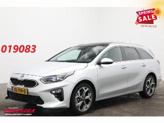 krockskadad bil auto Kia Ceed 1.4 T-GDi Aut. ExecutiveLine LED Schuifdak ACC JBL Leder Ventilatie LRHZ 2019/3