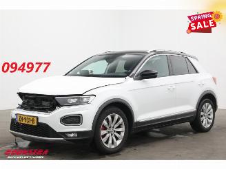 krockskadad bil auto Volkswagen T-Roc 1.5 TSI DSG Sport LED ACC Virtual Camera SHZ 2018/7
