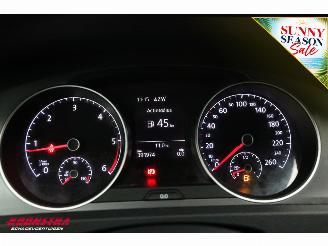 Volkswagen Golf 1.6 TDI Trendline BlueMotion Navi Bluetooth Airco Cruise picture 11