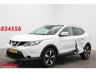 Schadeauto Nissan Qashqai 1.2 Tekna Pano 360° Navi Clima Cruise PDC 2016/11