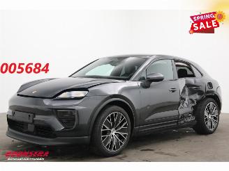 skadebil auto Porsche Macan 4 100 kWh LED Memory 360° SHZ 2025/3