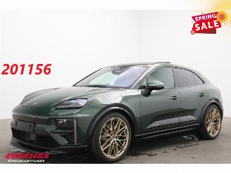 krockskadad bil auto Porsche Macan Turbo 100 kWh Pano ACC InnoDrive PDLS+ PASM Sport Chrono 360° Burmester 2024/8