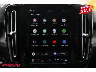 Volvo XC40 2.0 B3 Core LED Leder Apple/Android Camera SHZ LRHZ 9.766 km! picture 22