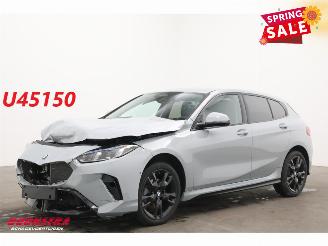 Schadeauto BMW 1-serie 116i M-Sport Ext. LED Apple/Android Navi Cruise Camera SHZ 5.387 km! 2025/11