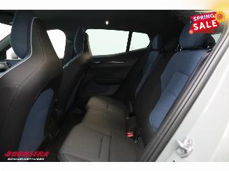 Volvo EX30 Single Motor Extended Range SMER Core 69 kWh LED ACC Apple/Android LRHZ picture 16