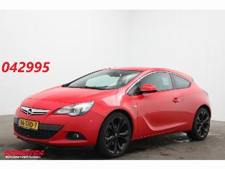krockskadad bil auto Opel Astra GTC 1.4 Turbo Sport Navi Clima Cruise PDC 139.501 km! 2012/2