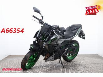danneggiata motocicli Kawasaki  Z500 SE ABS LED 2025/6
