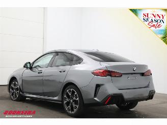 BMW 2-serie Gran Coupé 220i M-Sport LED ACC HUD 360° Massage picture 4