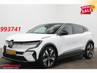 Vaurioauto  passenger cars Renault Mégane E-Tech EV60 Optimum Charge Techno LED ACC H/K Camera AHK 2023/11
