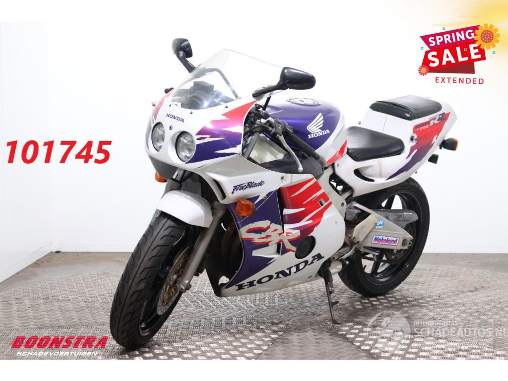 Honda CBR250 RR MC22