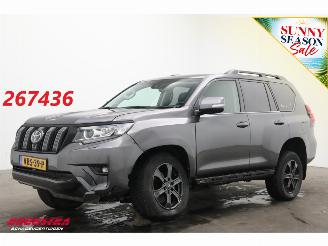 uszkodzony samochody ciężarowe Toyota Landcruiser 2.8 D-4D-F Challenger Blind Van Leder Navi Cruise Camera SHZ Ventilatie AHK 2022/9