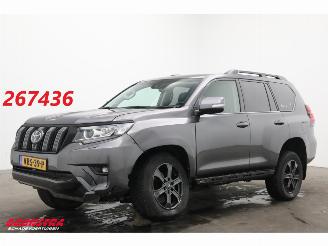 Schade bestelwagen Toyota Landcruiser 2.8 D-4D-F Challenger Blind Van Leder Navi Cruise Camera SHZ Ventilatie AHK 2022/9