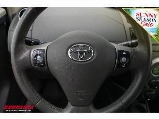 Toyota Yaris 1.3 VVTi Executive 5-DRS Clima PDC AHK 178.940 km! picture 11