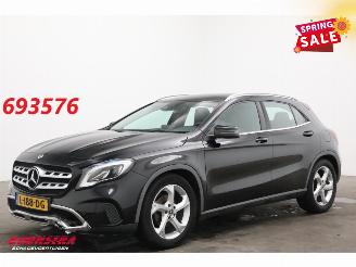 Unfallwagen Mercedes GLA 180 7G-Tronic Navi Airco Cruise PDC SHZ 57.357 km! 2019/11