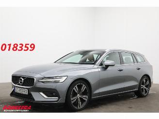 Schadeauto Volvo V-60 2.0 T5 Momentum Polska rej. Leder Cruise SHZ AHK 2018/10