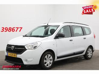 Gebrauchtwagen PKW Dacia Lodgy 1.3 TCe Essential 5p. Airco Cruise Camera PDC AHK 97.991 km! 2021/5