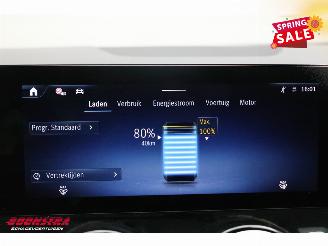 Mercedes GLA 250 e AMG LED ACC Apple/Android Memory Camera SHZ picture 30