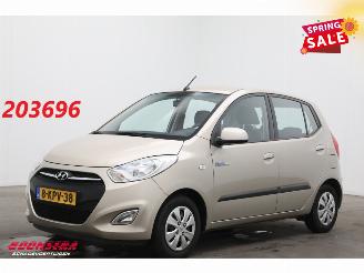 krockskadad bil auto Hyundai I-10 1.0 i-Drive Cool Airco Elek Ramen 73.054 km! 2013/6