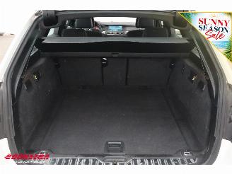 BMW 5-serie Touring 520i M-Sport BiXenon ACC HUD 360° SHZ PDC picture 24