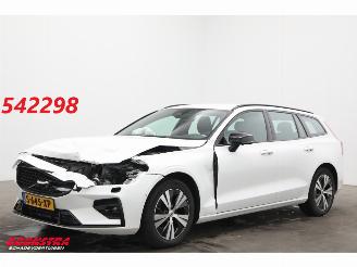 damaged passenger cars Volvo V-60 2.0 B3 Plus Dark LED ACC Leder H/K Camera SHZ AHK 2023/5