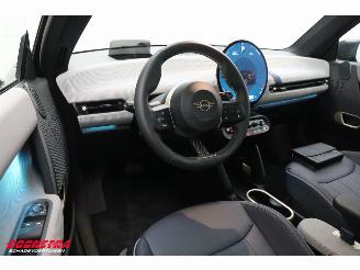 Mini Cooper SE Favoured M 54.2 kWh Pano LED ACC Leder Camera SHZ 2.035 km! picture 19