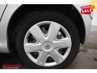 Toyota Aygo 1.0-12V Cool 5-DRS Airco picture 6