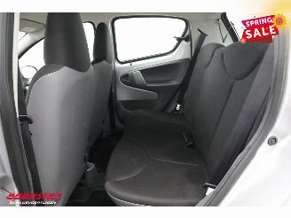 Toyota Aygo 1.0-12V Cool 5-DRS Airco picture 12