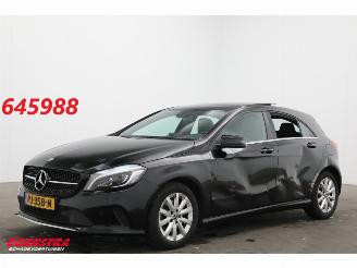 Mercedes A-klasse 160 Ambition Pano Navi Airco Cruise PDC picture 1