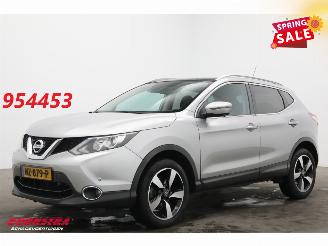 Schadeauto Nissan Qashqai 1.2 N-Connecta Pano 360° Navi Clima Cruise PDC 2017/5