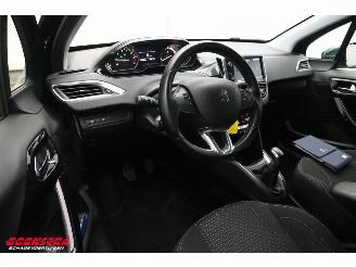 Peugeot 208 1.2 PT BlueLease Allure Navi Clima Cruise PDC Apple/Android picture 13